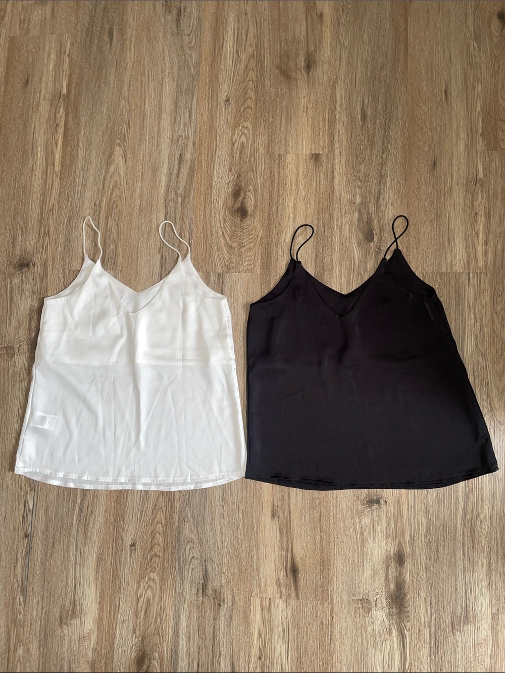 Classic V-Neck Spaghetti Strap Camisole - White & Black